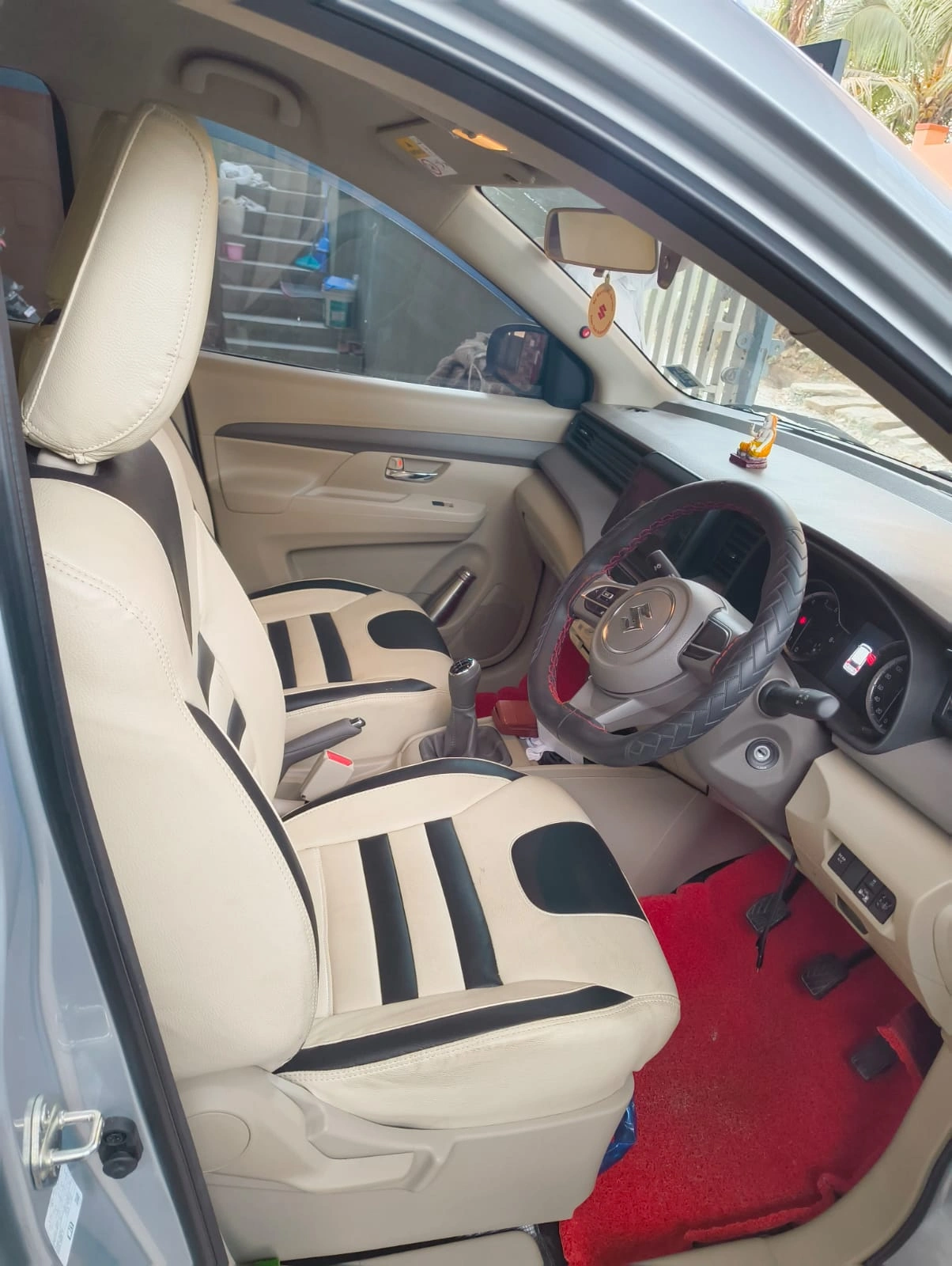 Ertiga Airport Taxi