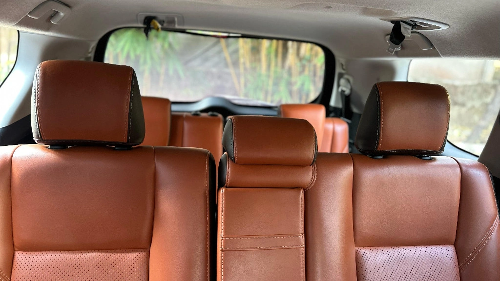 Innova Crysta Taxi Bangalore