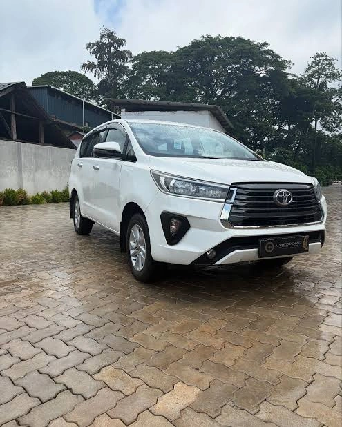Innova Crysta Cab Service