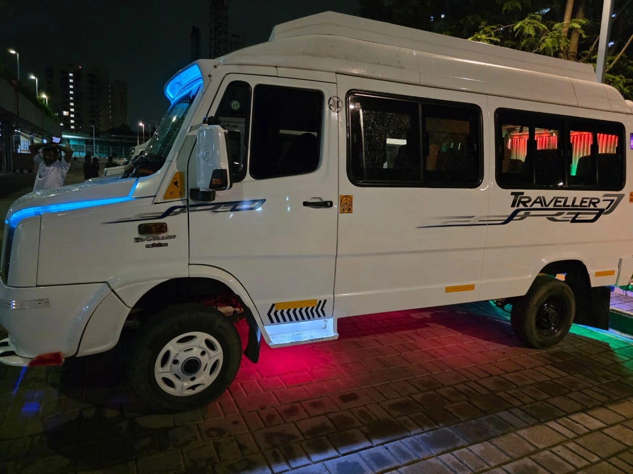 Tempo Traveller 12 Seater Bangalore